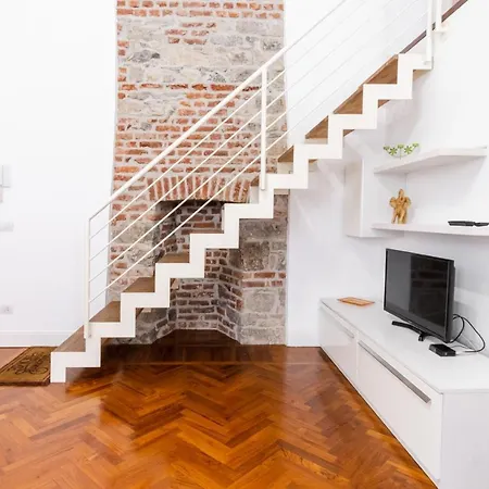 Loft Via Morosini Centro Varese - Ixihome Esterno foto